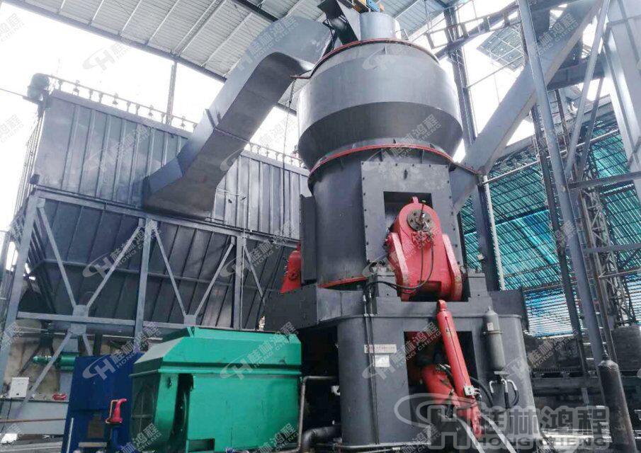 水泥立磨，立磨，立磨機(jī)，客戶現(xiàn)場(chǎng)，桂林鴻程磨粉機(jī)